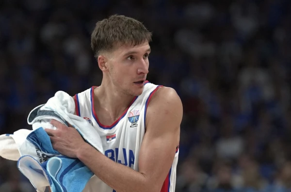 Srce ostaje uz Orlove: Bogdanović zbog povrede završio Evropsko prvenstvo
