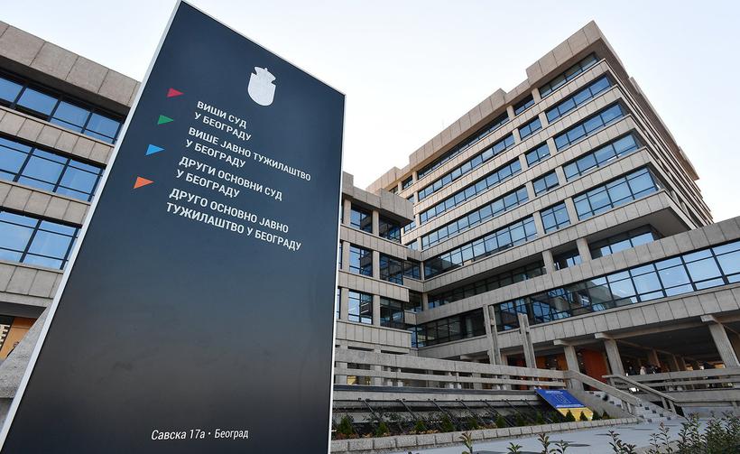 Beograd: Tužilaštvo naložilo hapšenje zbog poziva na napad sonom kiselinom na policiju