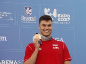 Srpski plivač Barna zaplivao u istoriju, novi rekord i polufinale na Svjetskom prvenstvu