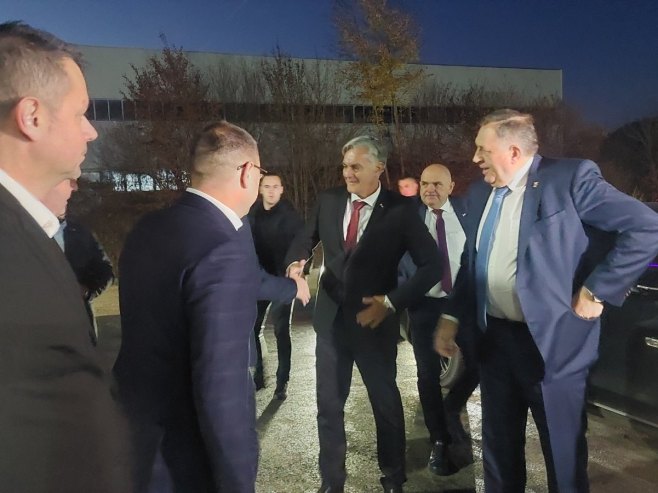 Dodik i Karan na otvaranju novog proizvodnog pogona preduzeća “Ekoboks” u Potočarima