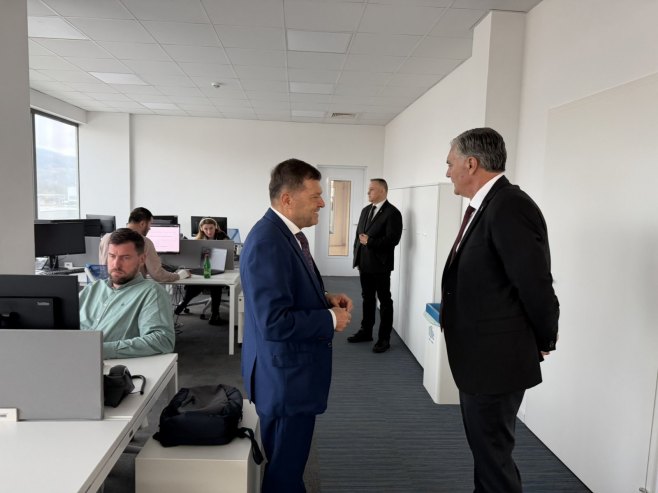 Karan u posjeti kompaniji “Lanako”: Visoko obrazovanje da bude u funkciji privrede