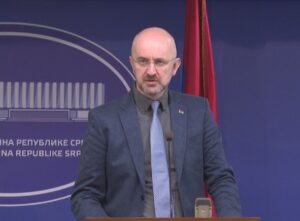 Mazalica: Stanivukovićevi poslanici kritikuju zaduživanje Vlade, a Banjaluka se zadužuje za ljuljaške