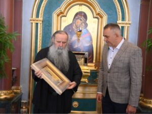 Minić sa mitropolitom Fotijem u Bijeljini: Snaga vjere, mira i duhovnosti