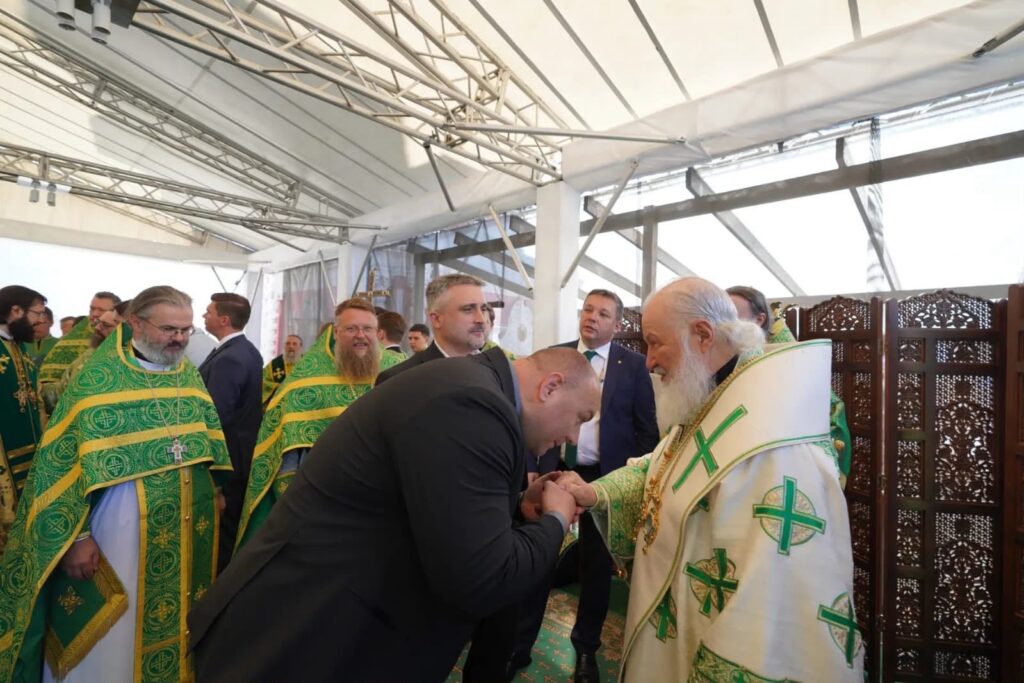 SRSJ dobio blagoslov patrijarha Kirila: Savić i Davidović pomenuti i na zvaničnom sajtu Moskovske patrijaršije