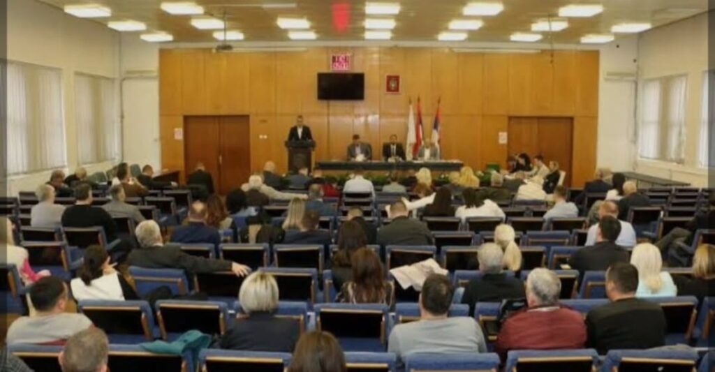 Tek osnovani, a već u parlamentu: SRSJ munjevito širi strukturu po Srbiji